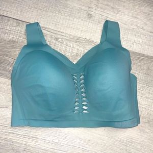 Victoria Sports Bra